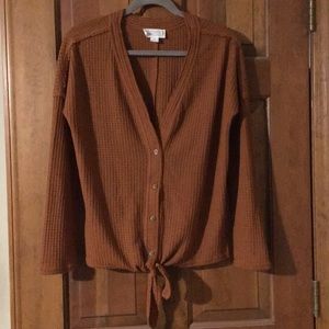 V-neck button down long sleeve thermal top